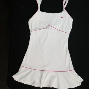 Large Nike White Tennis Dress w/Pink trim